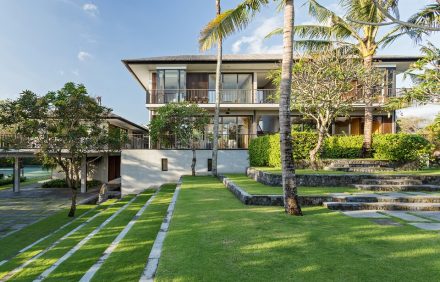 ARNALAYA BEACH HOUSE