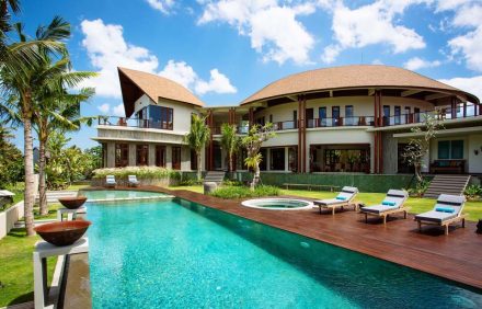 VILLA UMAH DAUN
